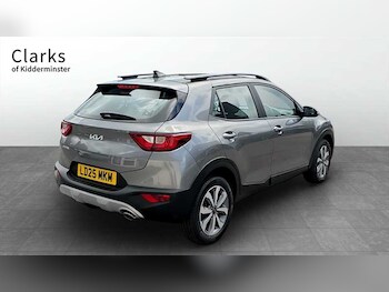 Used Kia Stonic 2025 for sale - 78799348: Photo