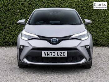 Used Toyota C-HR 2023 for sale - 79608402: Photo