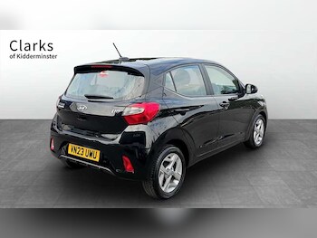 Used Hyundai i10 2023 for sale - 78501925: Photo