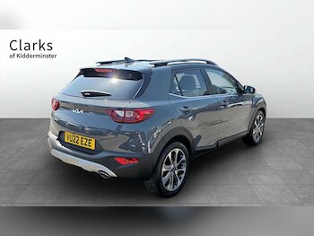 Used Kia Stonic 2022 for sale - 78481854: Photo