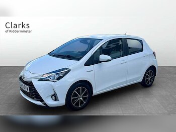 Used Toyota Yaris 2019 for sale - 75724013: Photo