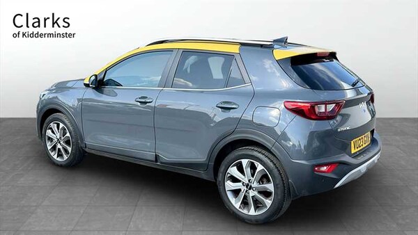 Used Kia Stonic 2023 for sale - 75427589: Photo 3