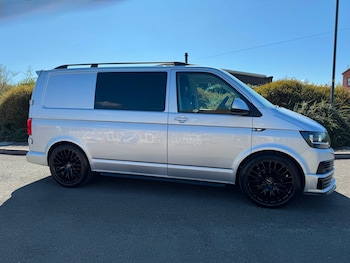 Used Volkswagen Transporter 2017 for sale - 79596446: Photo