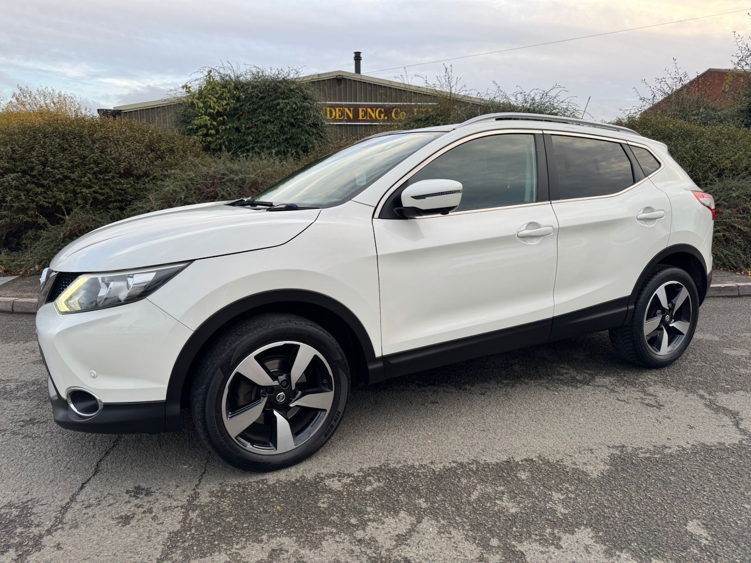 Used Nissan Qashqai 2015 for sale - 76571298: Photo 6