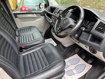 Used Volkswagen Transporter 2018 for sale - 78290047: Photo