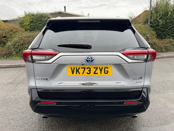 Used Toyota RAV4 2023 for sale - 76299337: Photo 4