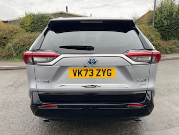 Used Toyota RAV4 2023 for sale - 76299337: Photo 4