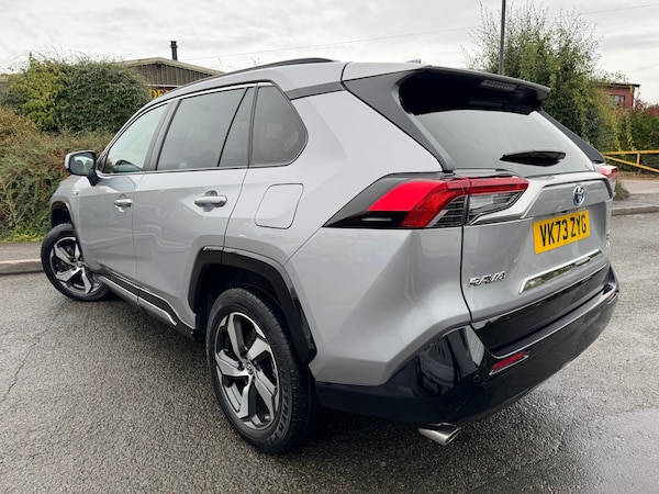 Used Toyota RAV4 2023 for sale - 76299337: Photo 5