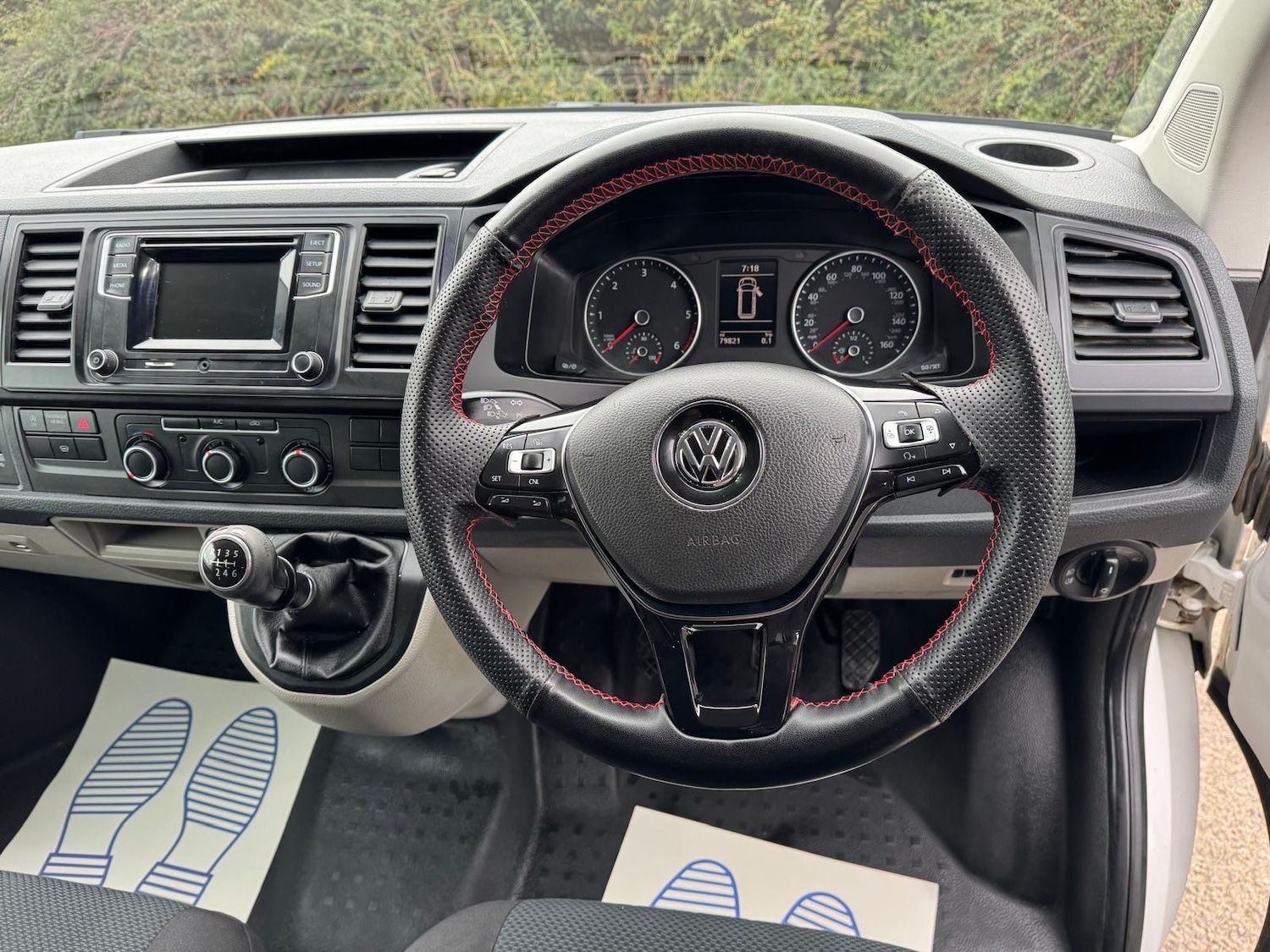 Used Volkswagen Transporter 2017 for sale - 77595217: Photo 11