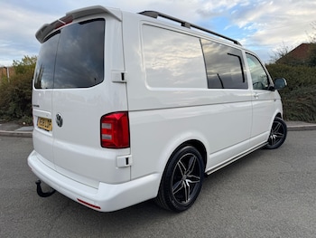 Used Volkswagen Transporter 2018 for sale - 76347434: Photo