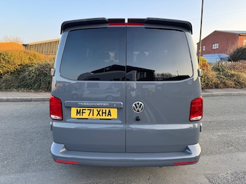 Used Volkswagen Transporter 2021 for sale - 77644084: Photo