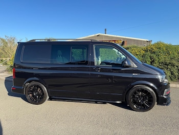 Used Volkswagen Transporter 2017 for sale - 78727429: Photo