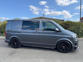 Used Volkswagen Transporter 2016 for sale - 79360600: Photo