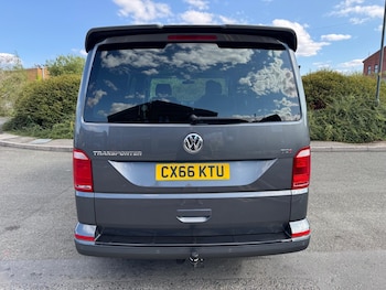 Used Volkswagen Transporter 2016 for sale - 79360600: Photo