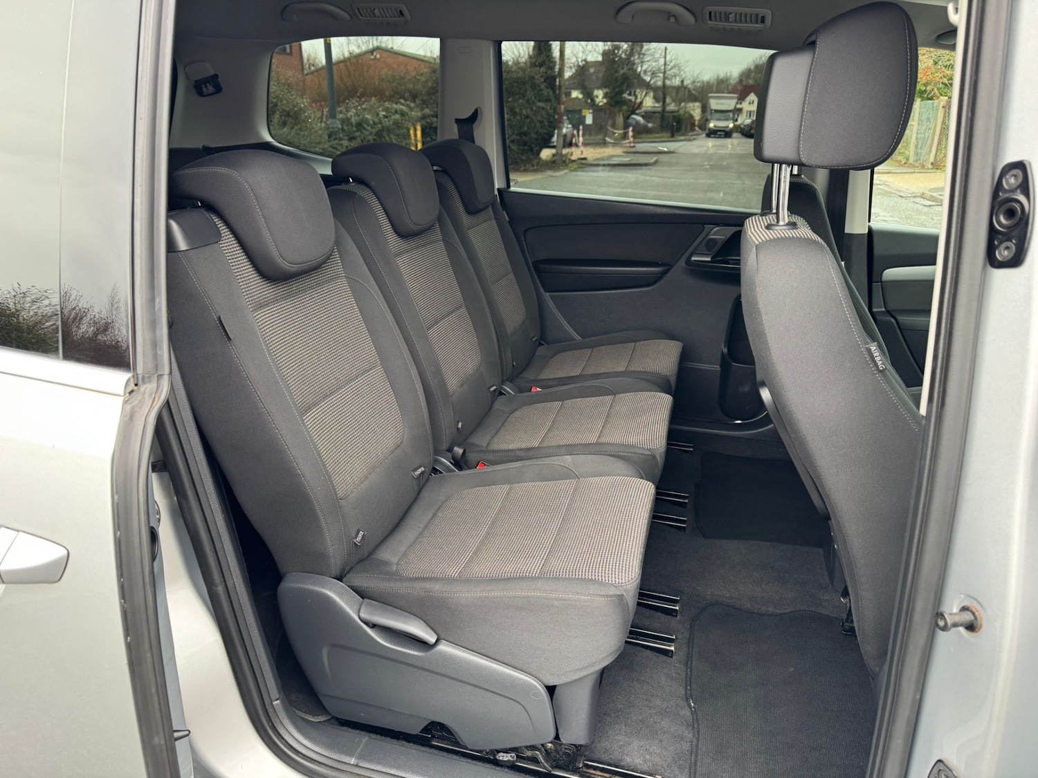 Used Volkswagen Sharan 2012 for sale - 77357602: Photo 11