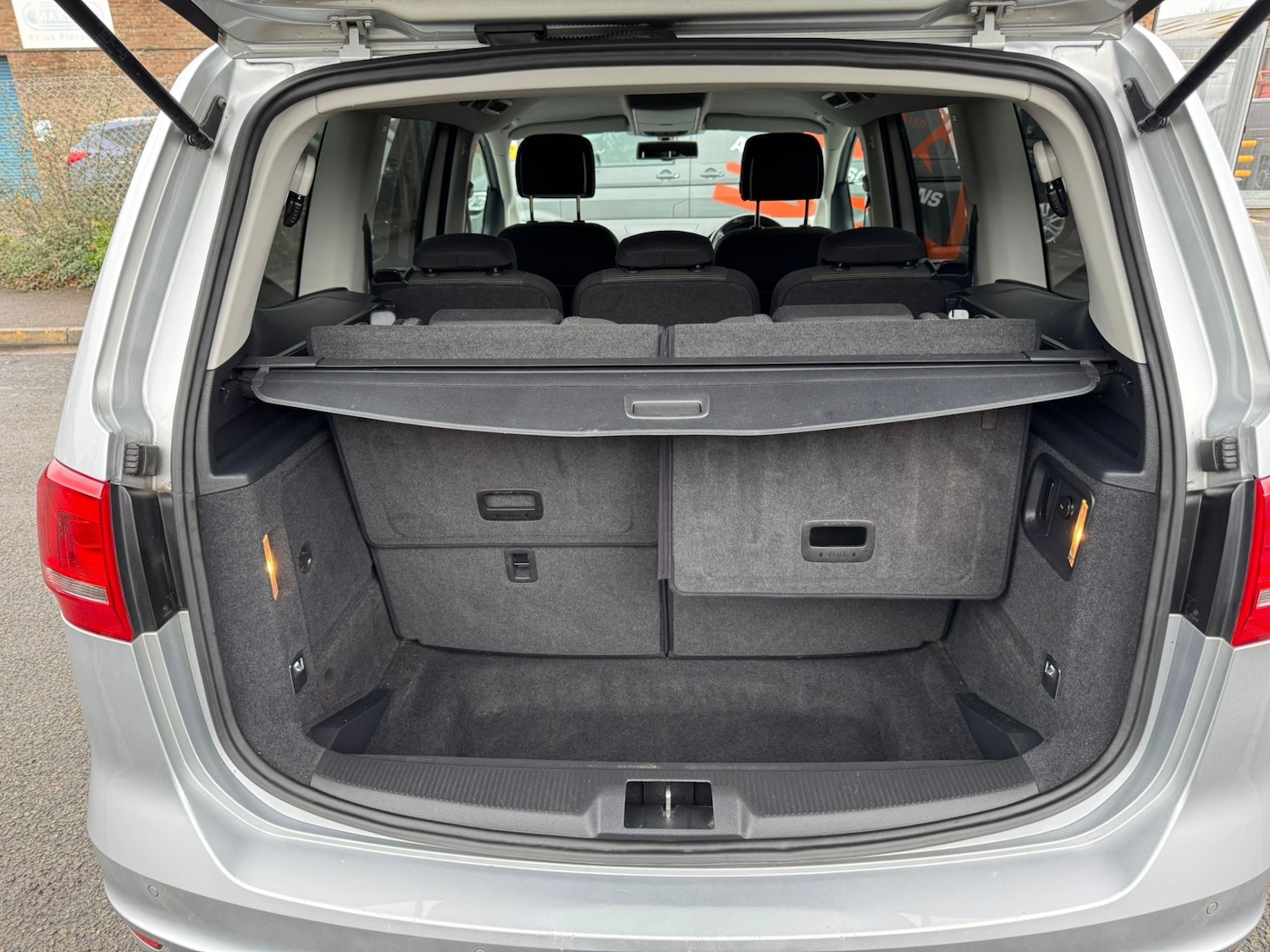 Used Volkswagen Sharan 2012 for sale - 77357602: Photo 14