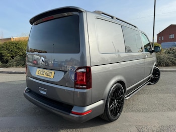 Used Volkswagen Transporter 2018 for sale - 77938345: Photo