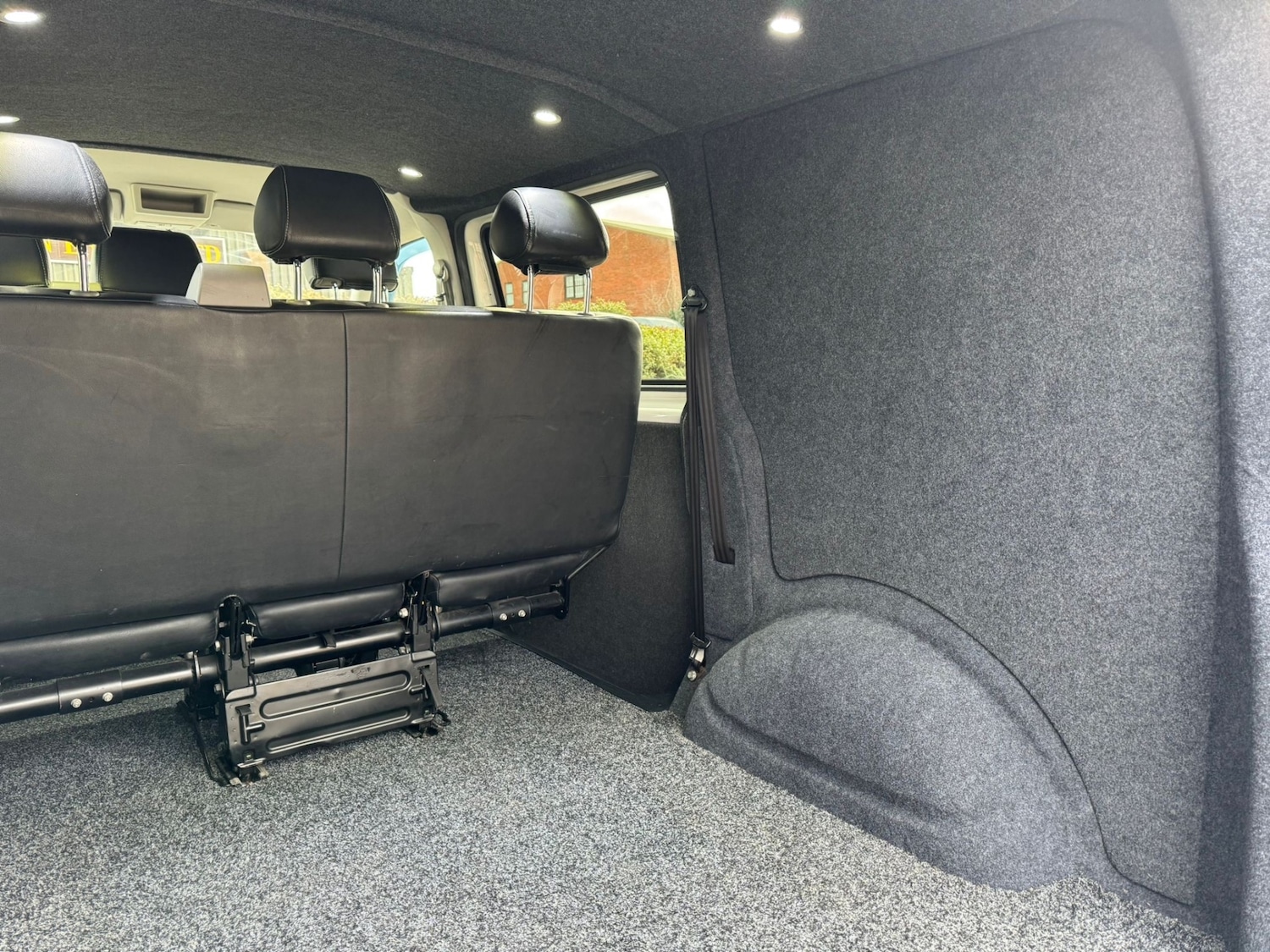 Used Volkswagen Transporter 2011 for sale - 77201511: Photo 14