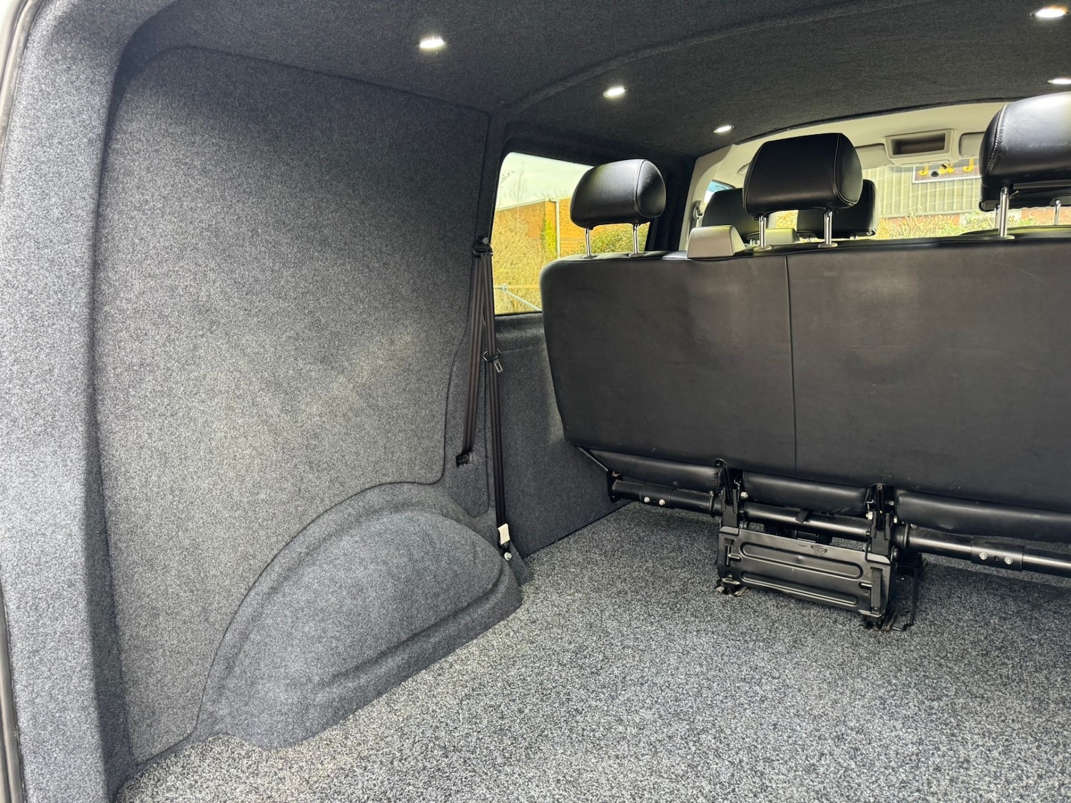 Used Volkswagen Transporter 2011 for sale - 77201511: Photo 15