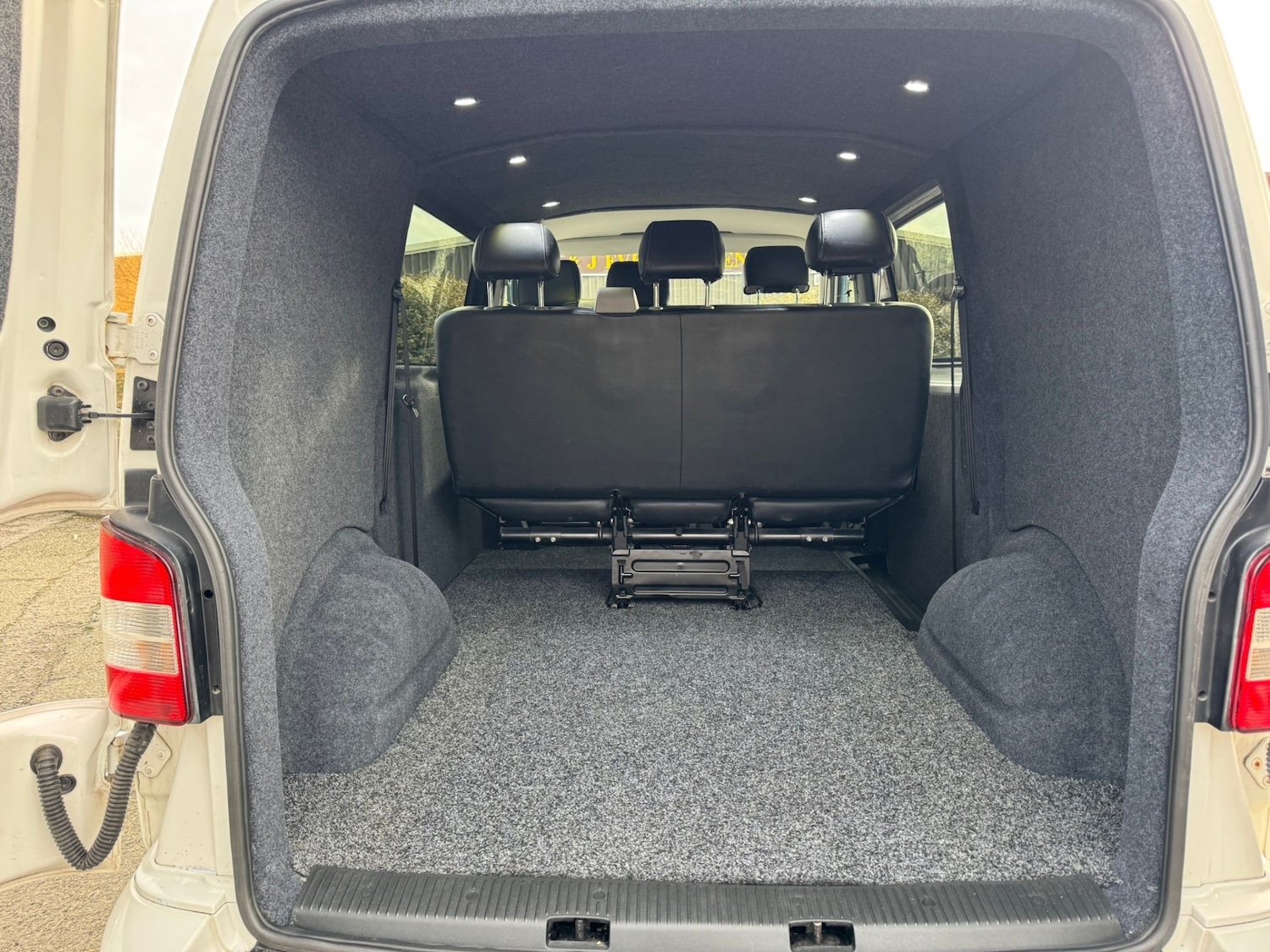 Used Volkswagen Transporter 2011 for sale - 77201511: Photo 17