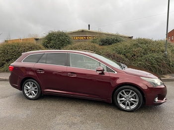 Used Toyota Avensis 2012 for sale - 77310948: Photo