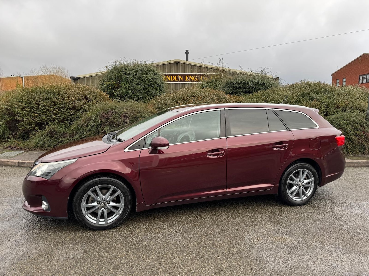 Used Toyota Avensis 2012 for sale - 77310948: Photo 6
