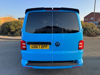 Used Volkswagen Transporter 2017 for sale - 77701283: Photo