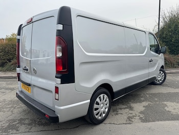 Used Vauxhall Vivaro 2019 for sale - 76300571: Photo