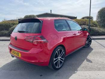 Used Volkswagen Golf 2014 for sale - 74357400: Photo