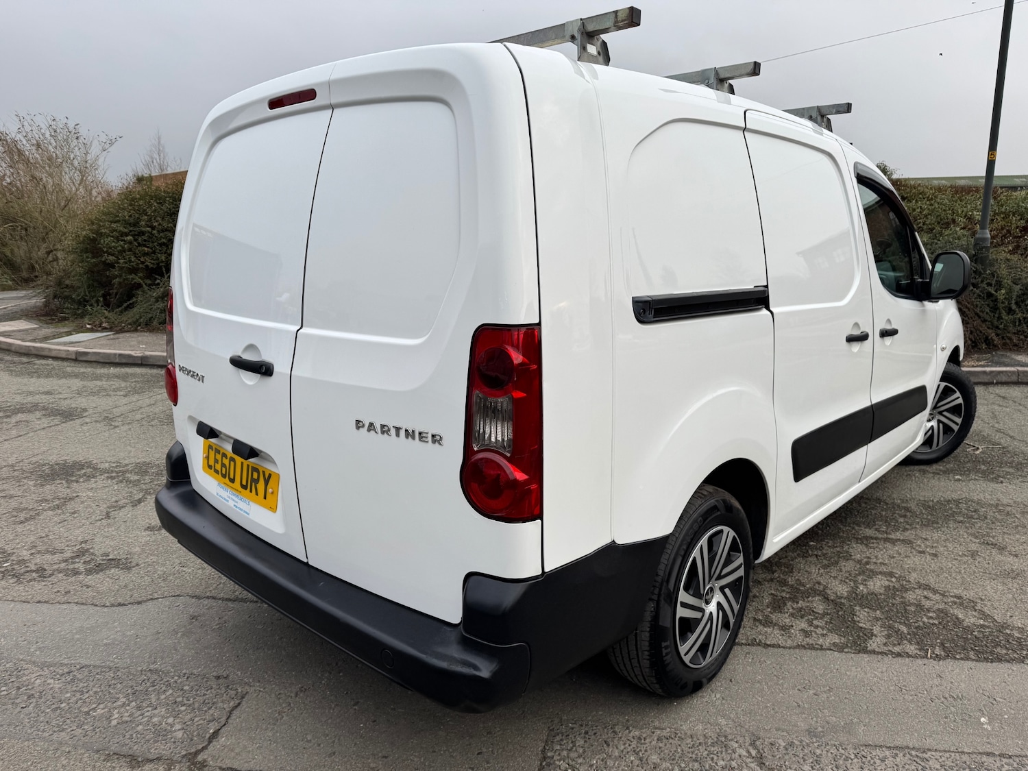 Used Peugeot Partner 2010 for sale - 77357443: Photo 3