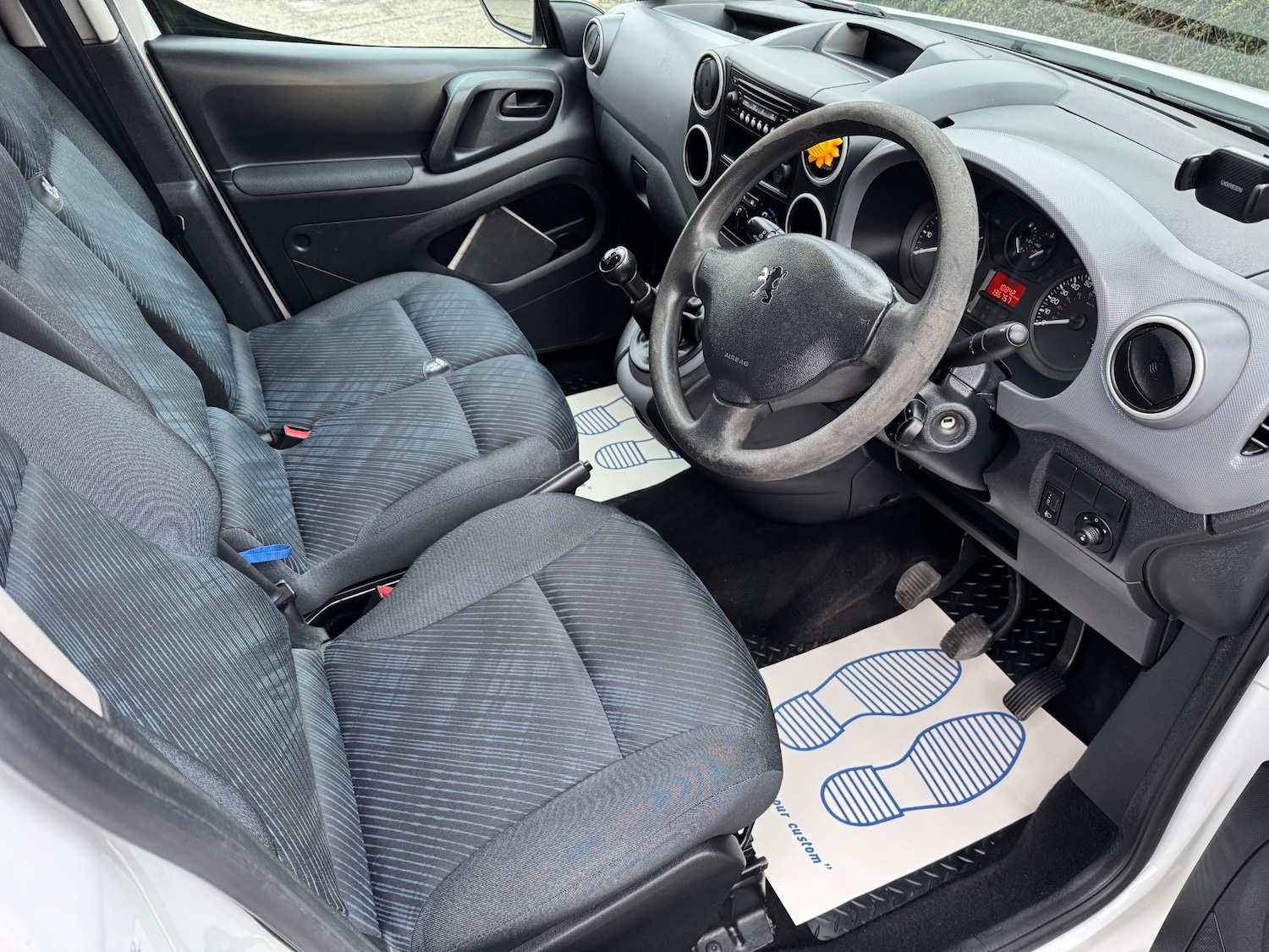 Used Peugeot Partner 2010 for sale - 77357443: Photo 9