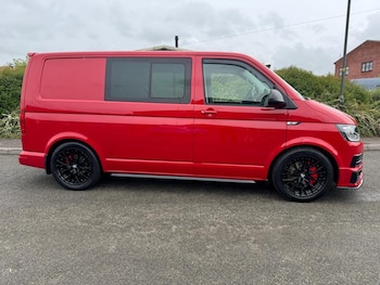 Used Volkswagen Transporter 2018 for sale - 78614250: Photo