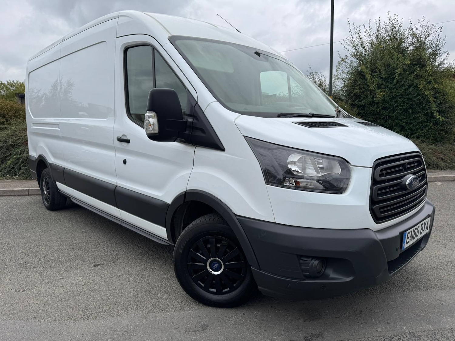 Used Ford Transit 2016 for sale - 76089044: Photo 1