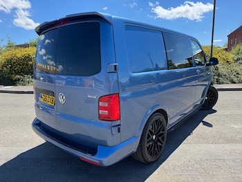 Used Volkswagen Transporter 2015 for sale - 78932622: Photo