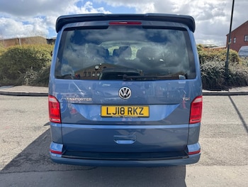 Used Volkswagen Transporter 2018 for sale - 77938264: Photo