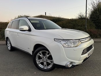 Mitsubishi - Outlander