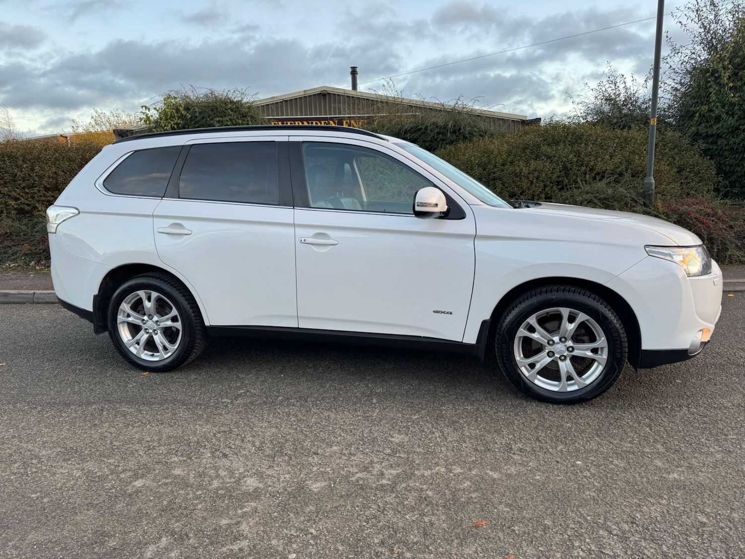 Used Mitsubishi Outlander 2014 for sale - 76606069: Photo 2