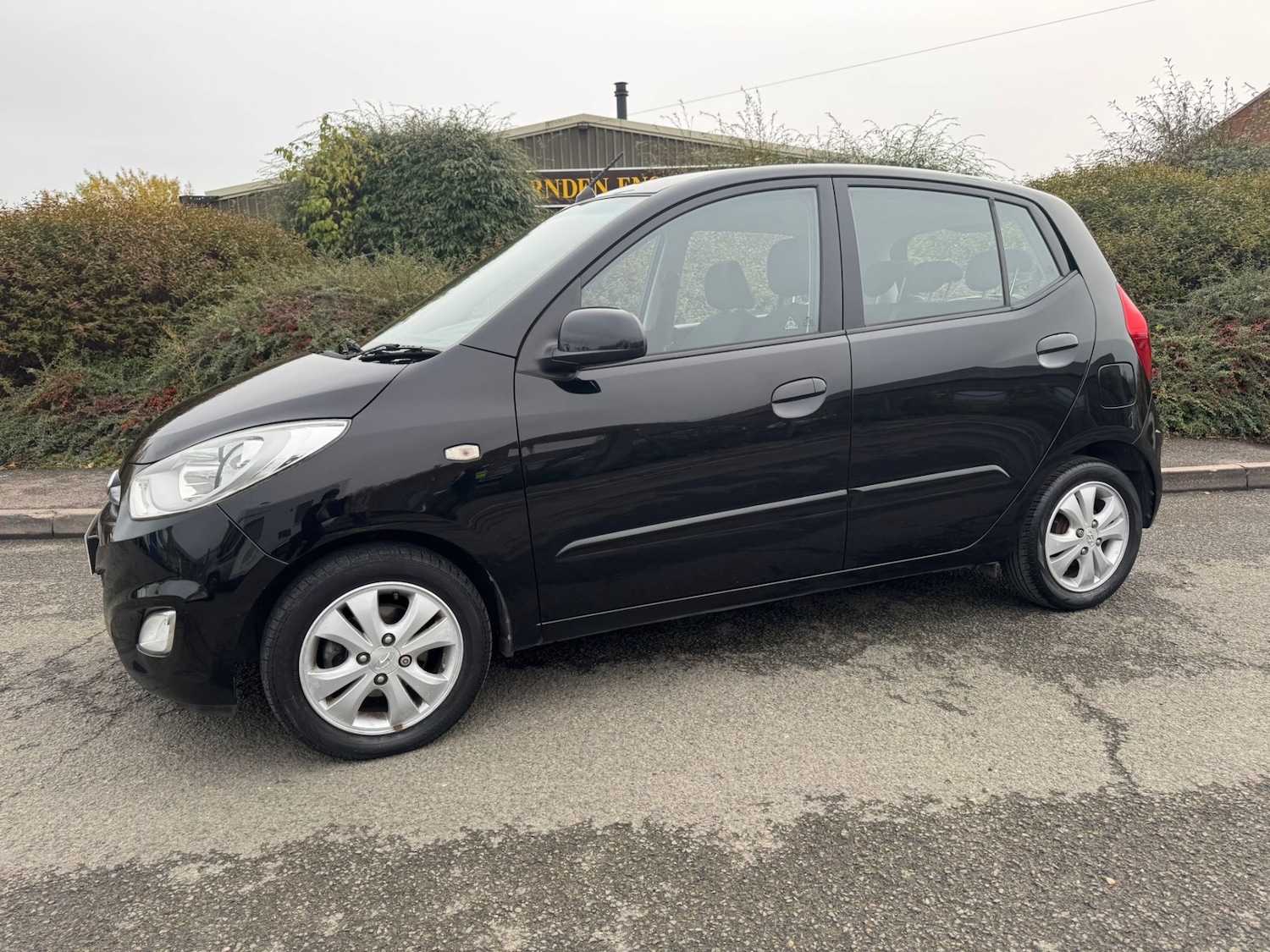 Used Hyundai i10 2013 for sale - 76466606: Photo 6