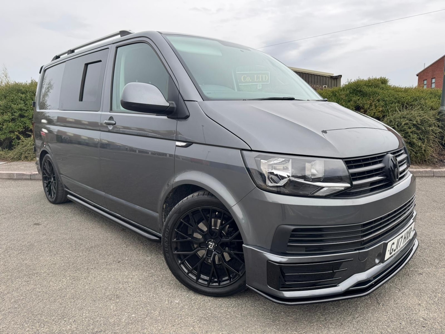Used Volkswagen Transporter 2017 for sale - 78202271: Photo 1