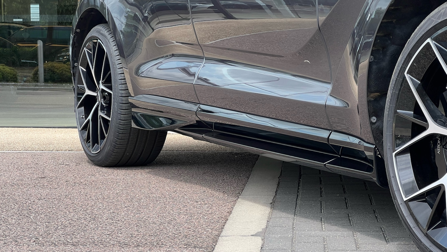 Used Aston Martin DBX 2024 for sale - 76910974: Photo 16