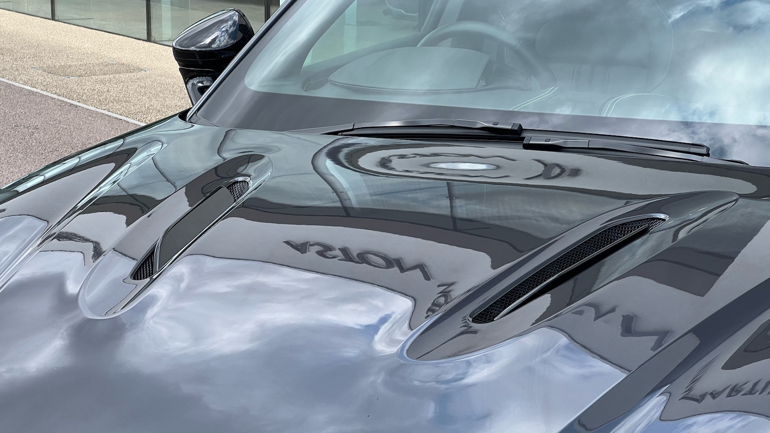 Used Aston Martin DBX 2024 for sale - 76910974: Photo 18