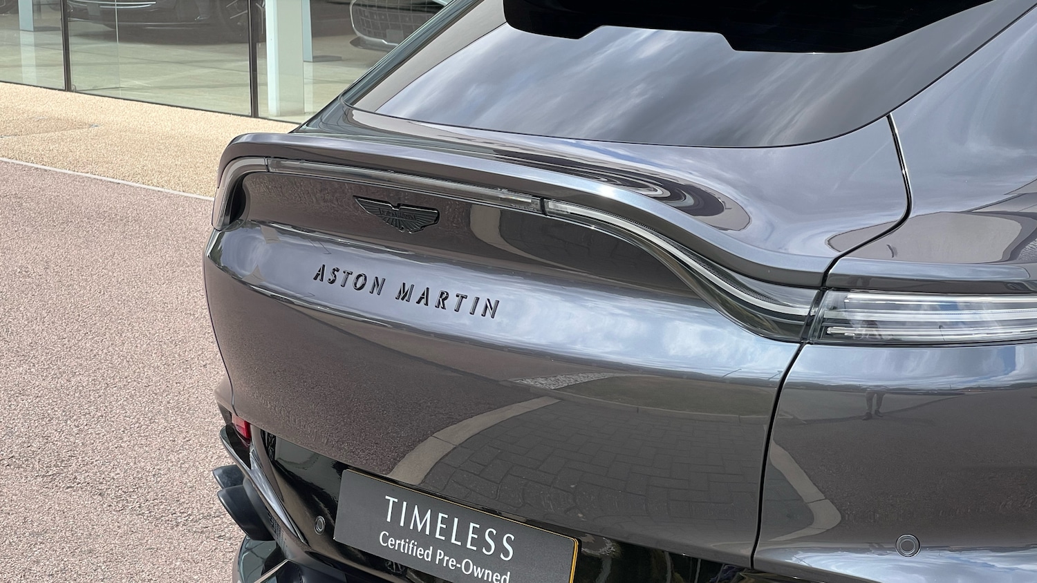 Used Aston Martin DBX 2024 for sale - 76910974: Photo 8