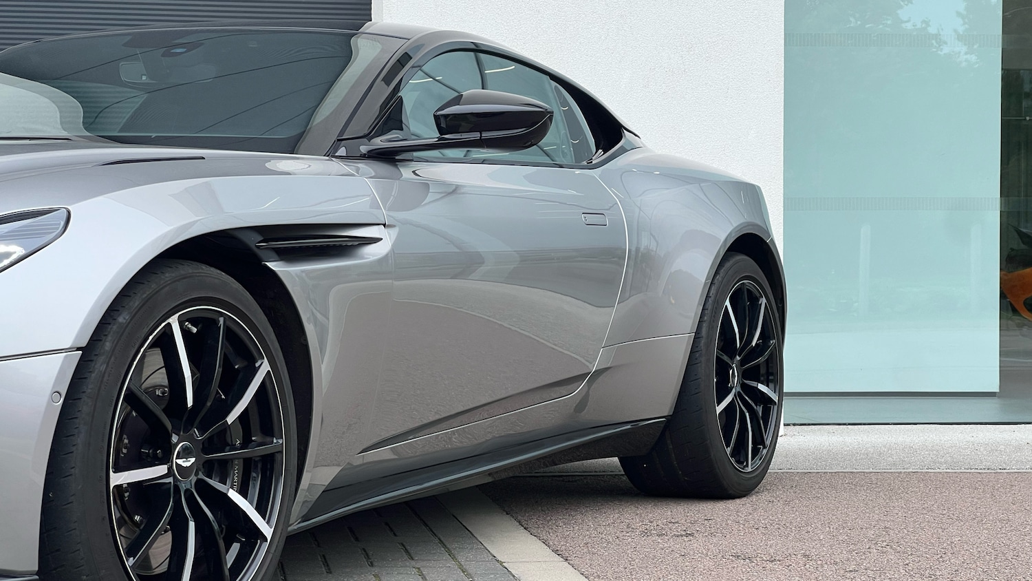 Used Aston Martin DB11 for sale - 76951272: Photo 22
