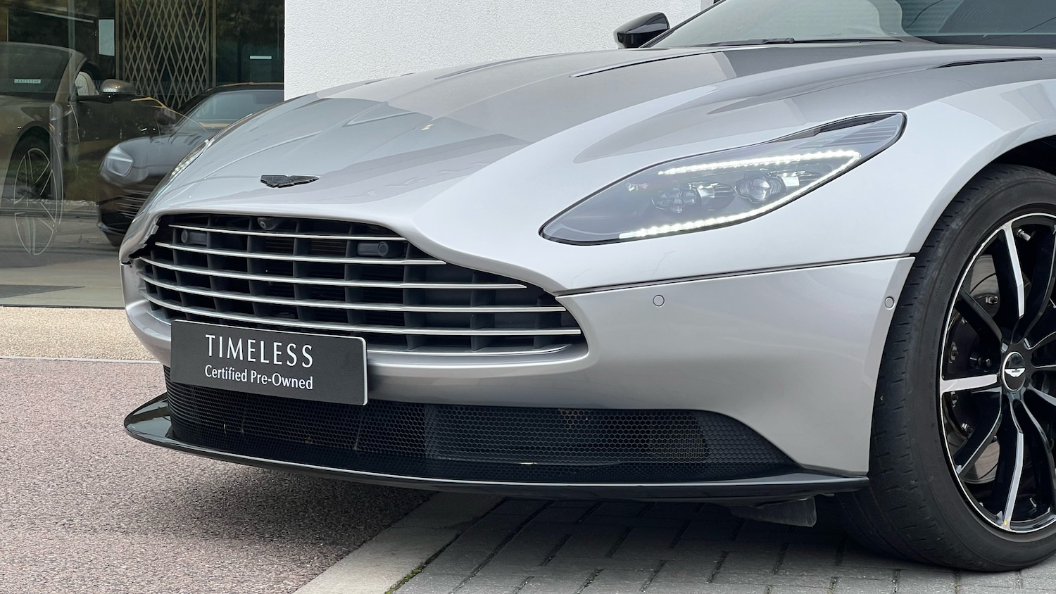 Used Aston Martin DB11 for sale - 76951272: Photo 23