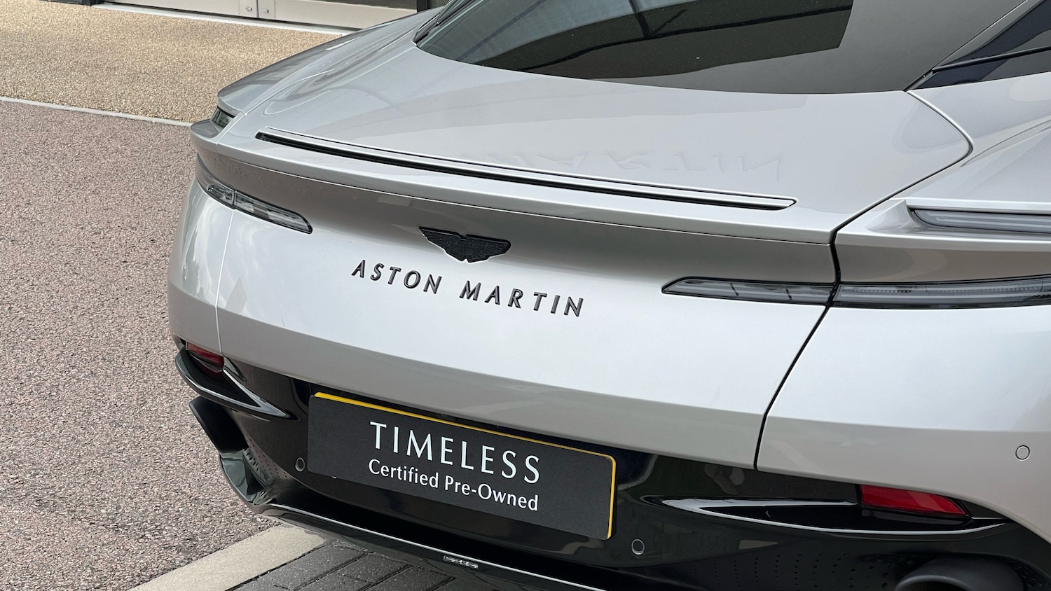 Used Aston Martin DB11 for sale - 76951272: Photo 8