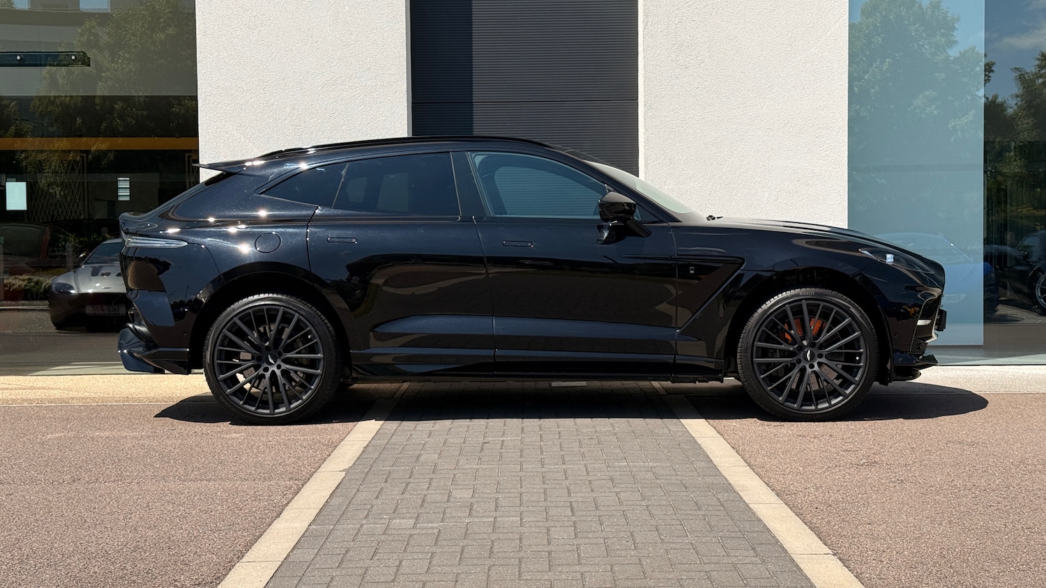 Used Aston Martin DBX 2024 for sale - 76884721: Photo 15