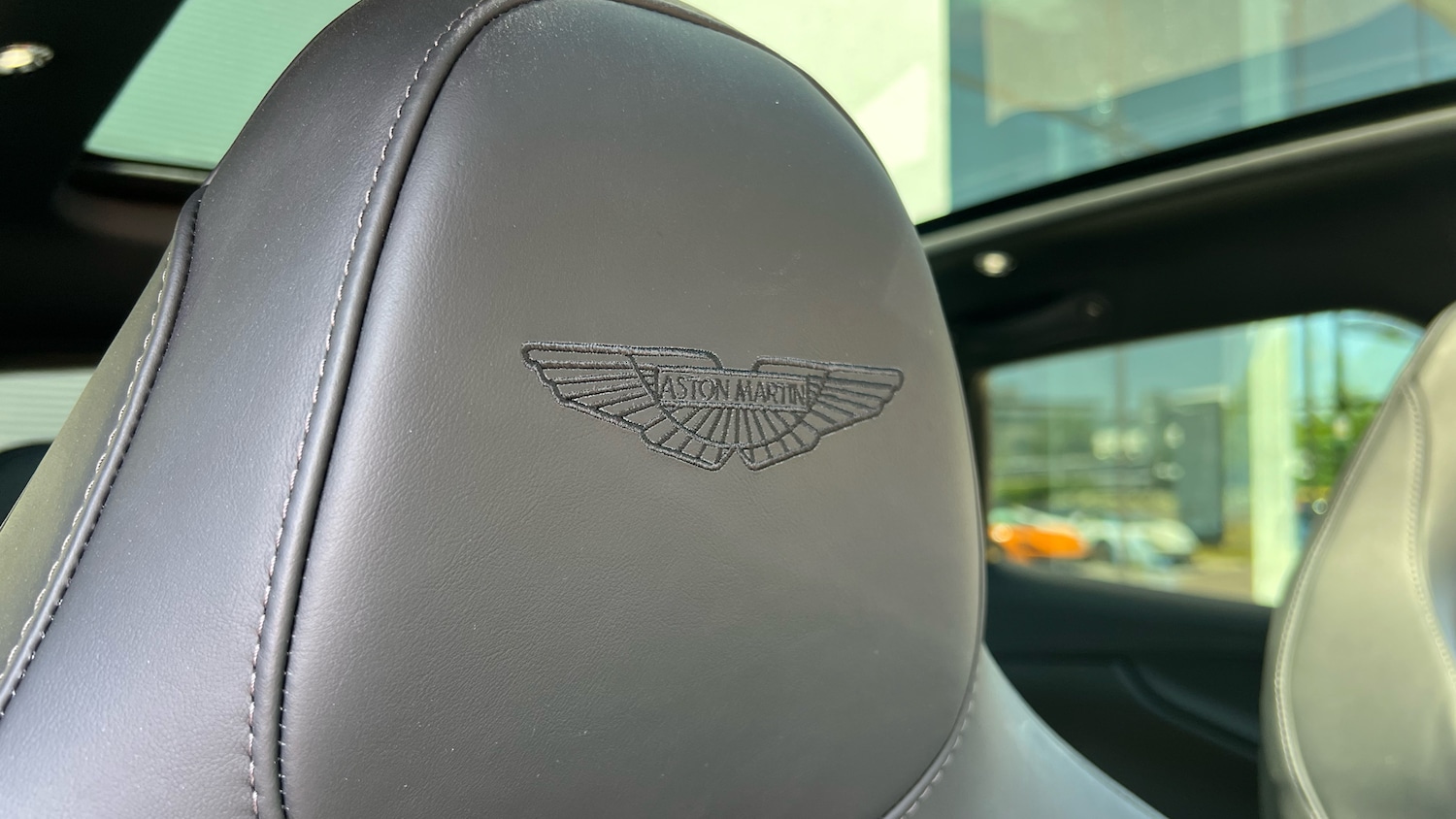 Used Aston Martin DBX 2024 for sale - 76884721: Photo 5
