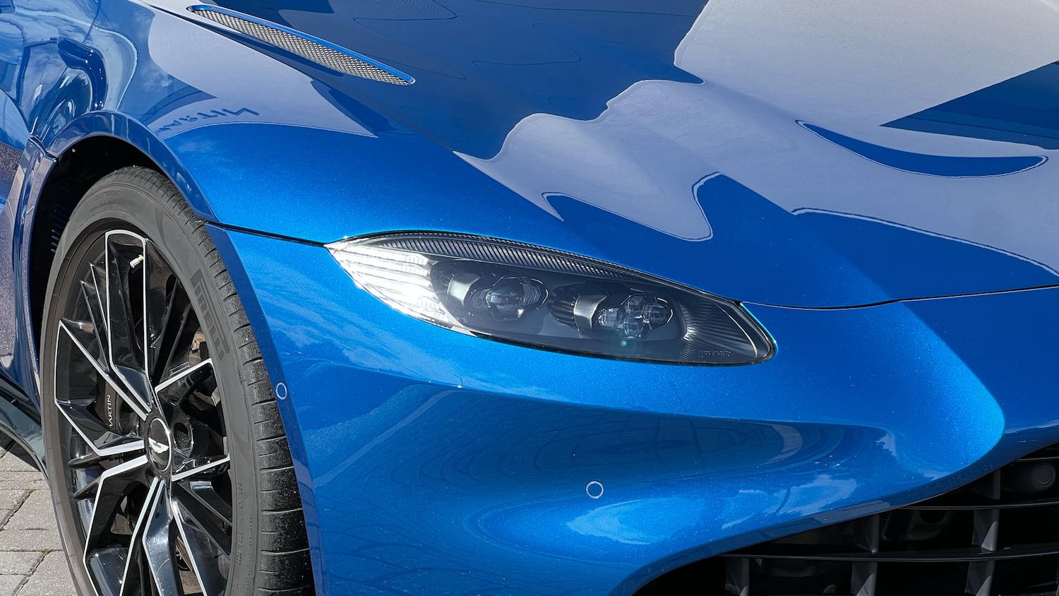 Used Aston Martin Vantage 2022 for sale - 75899045: Photo 16