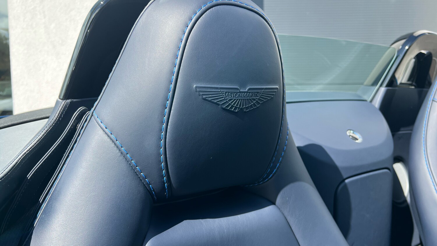 Used Aston Martin Vantage 2022 for sale - 75899045: Photo 5