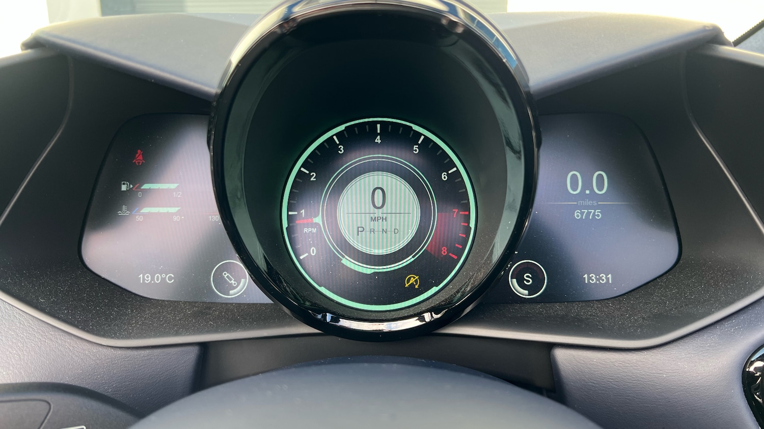 Used Aston Martin Vantage 2022 for sale - 75899045: Photo 6